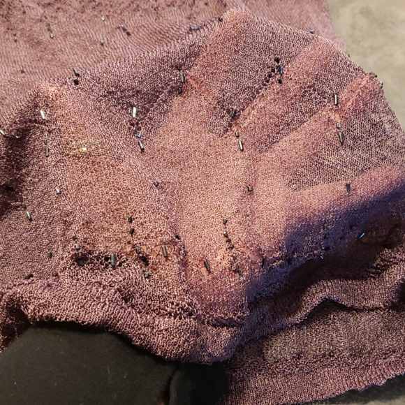 Limited camisole size large - Picture 4 of 4